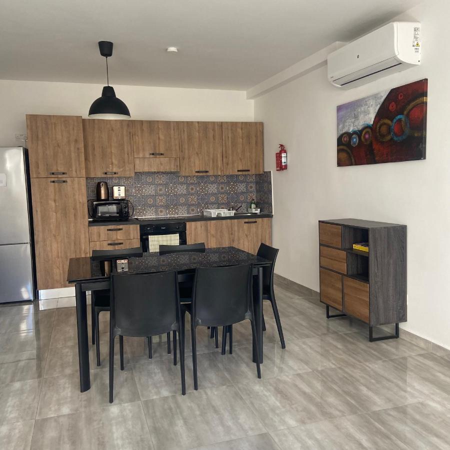 F7 Room 1, Private Double Room With Private Bathroom In Shared Flat Msida Zewnętrze zdjęcie